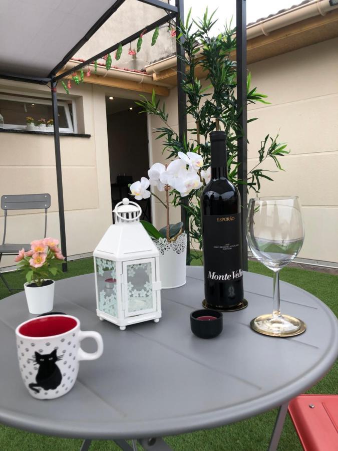 Paris-Eiffel, Bienvenue -Terrasse -Netflix Daire Pantin Dış mekan fotoğraf